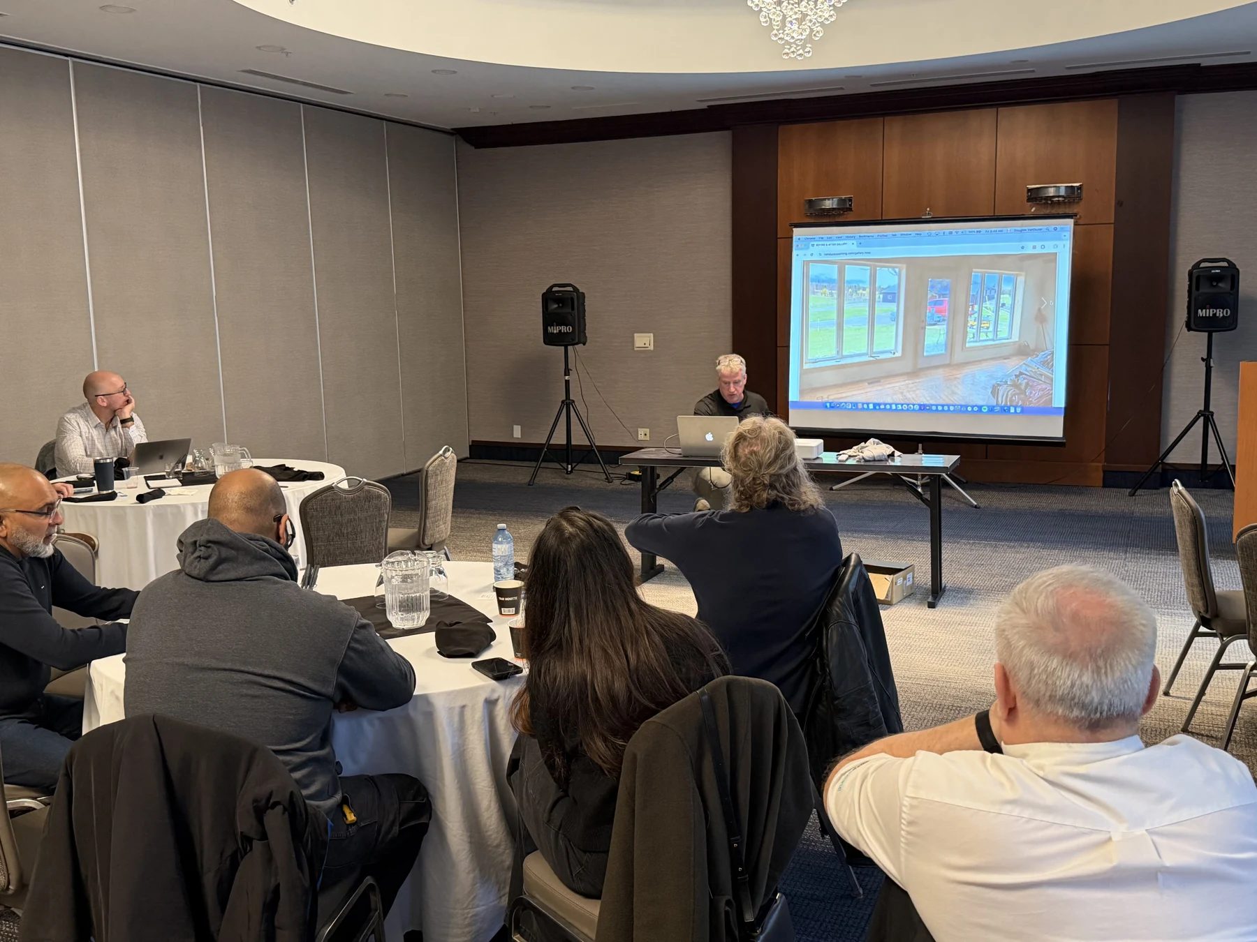 Transformations with VanDuzer — photograph from the BEO event gallery